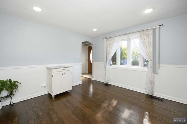 177 Lincoln Avenue, Elmwood Park, NJ 07407