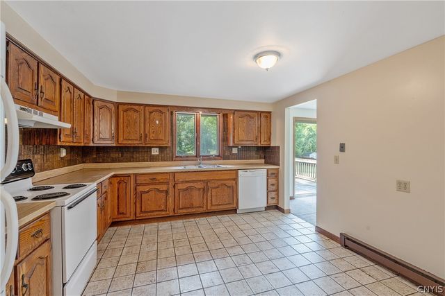 101 Saturn Drive, Syracuse, NY 13205