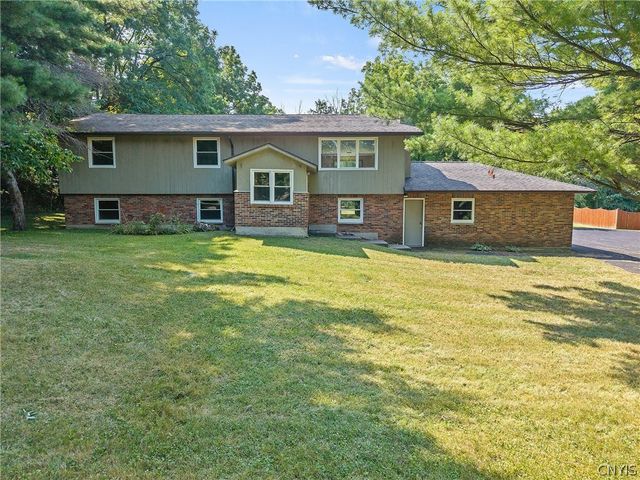 101 Saturn Drive, Syracuse, NY 13205