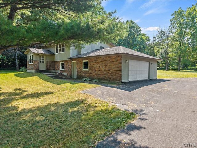 101 Saturn Drive, Syracuse, NY 13205