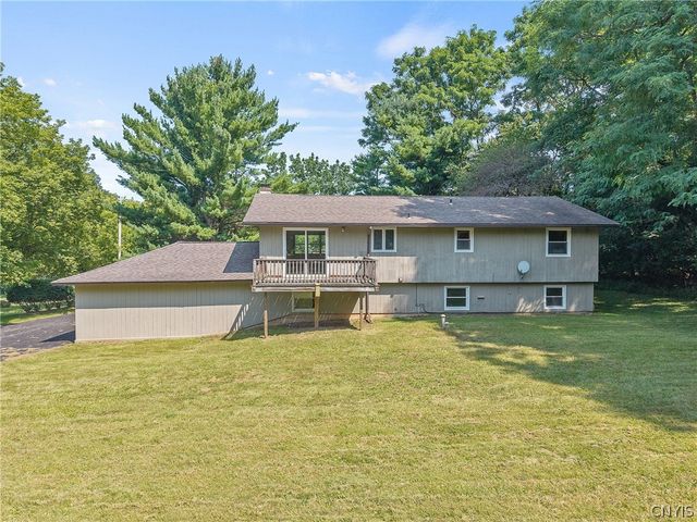 101 Saturn Drive, Syracuse, NY 13205