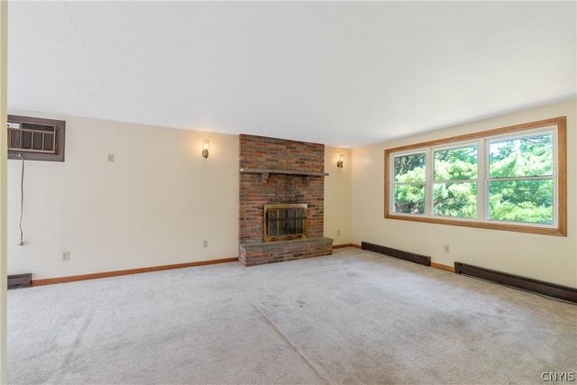 101 Saturn Drive, Syracuse, NY 13205