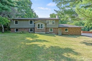 101 Saturn Drive, Syracuse, NY 13205