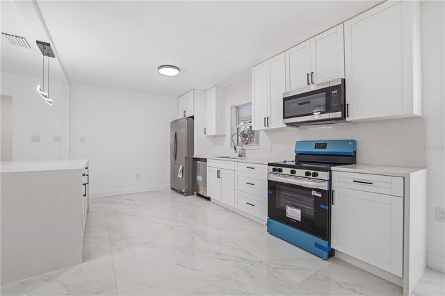 34582 ORCHID PARKWAY, Dade City, FL 33523