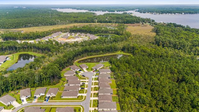 124 Apollo Avenue, Freeport, FL 32439