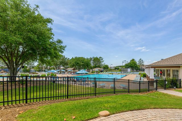 124 Apollo Avenue, Freeport, FL 32439