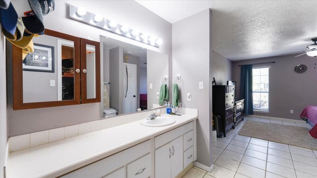 23422 Cliffwood Drive, New Caney, TX 77357