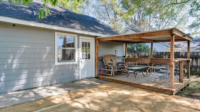 23422 Cliffwood Drive, New Caney, TX 77357