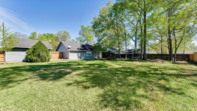 23422 Cliffwood Drive, New Caney, TX 77357