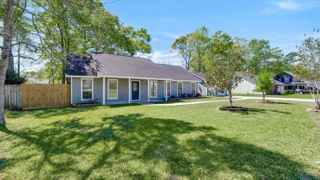 23422 Cliffwood Drive, New Caney, TX 77357