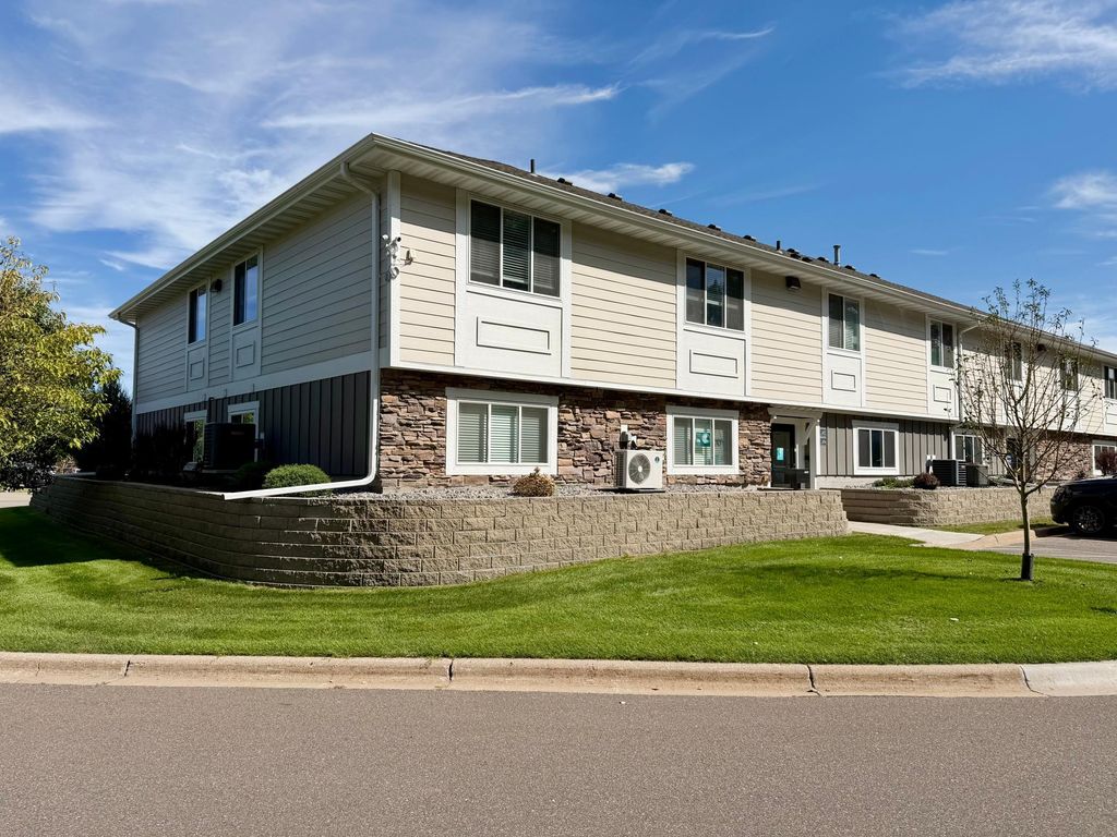 11464 Robinson Drive NW A, Coon Rapids, MN 55433 — photo 3