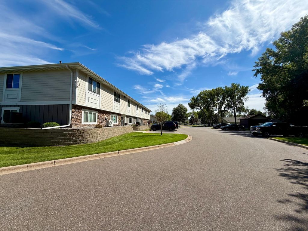 11464 Robinson Drive NW A, Coon Rapids, MN 55433 — photo 4