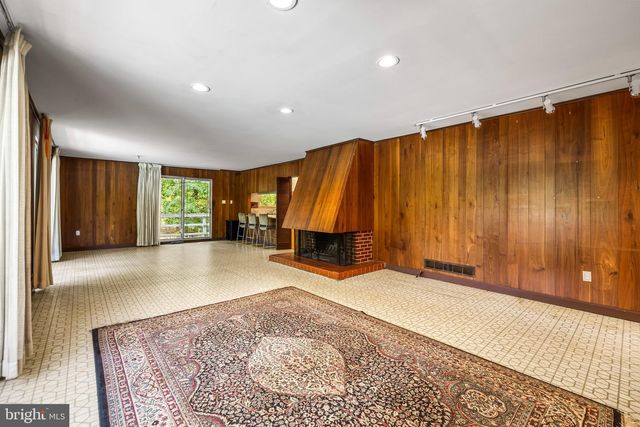 3310 MIDFIELD RD, Baltimore, MD 21208