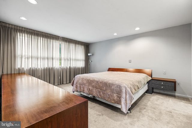 3310 MIDFIELD RD, Baltimore, MD 21208
