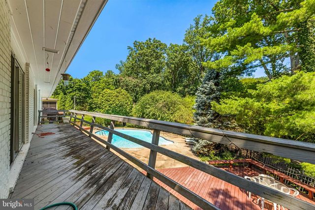 3310 MIDFIELD RD, Baltimore, MD 21208