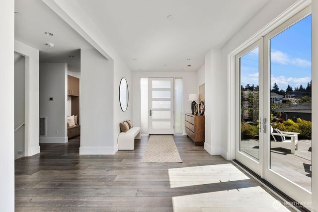 18051 Normandy Terrace SW, Normandy Park, WA 98166