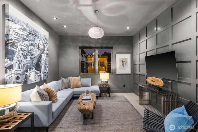 18051 Normandy Terrace SW, Normandy Park, WA 98166