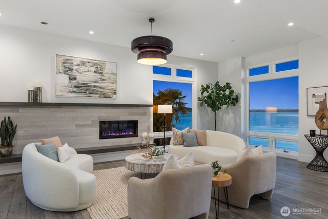 18051 Normandy Terrace SW, Normandy Park, WA 98166