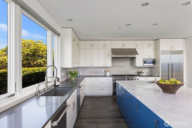 18051 Normandy Terrace SW, Normandy Park, WA 98166
