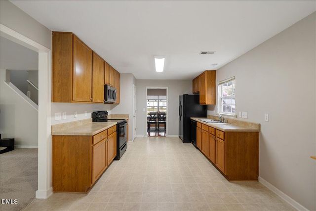 505 Pyracantha Dr Drive, Holly Springs, NC 27540