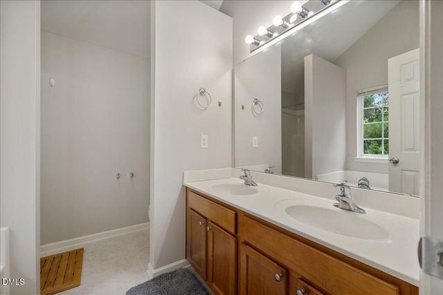 505 Pyracantha Dr Drive, Holly Springs, NC 27540