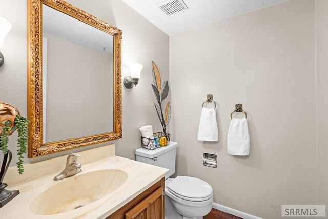 1801 E 16th Street, Idaho Falls, ID 83404