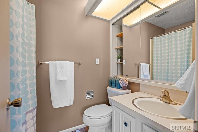 1801 E 16th Street, Idaho Falls, ID 83404