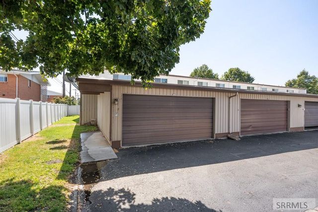 1801 E 16th Street, Idaho Falls, ID 83404