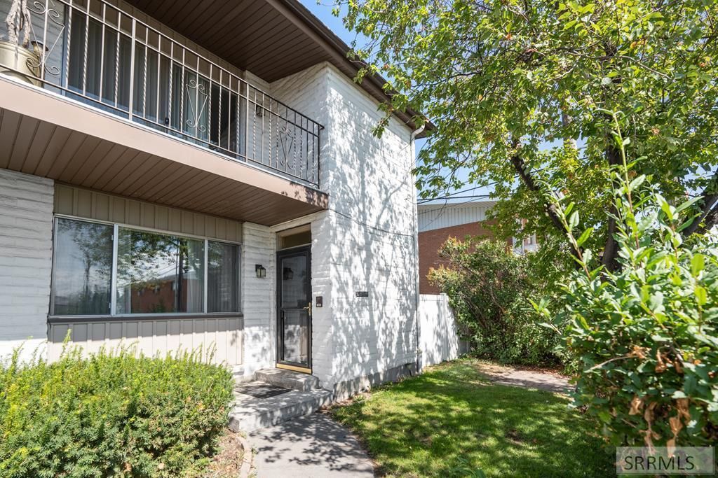 Image 2 of property listing at 1801 E 16th Street, Idaho Falls, ID 83404