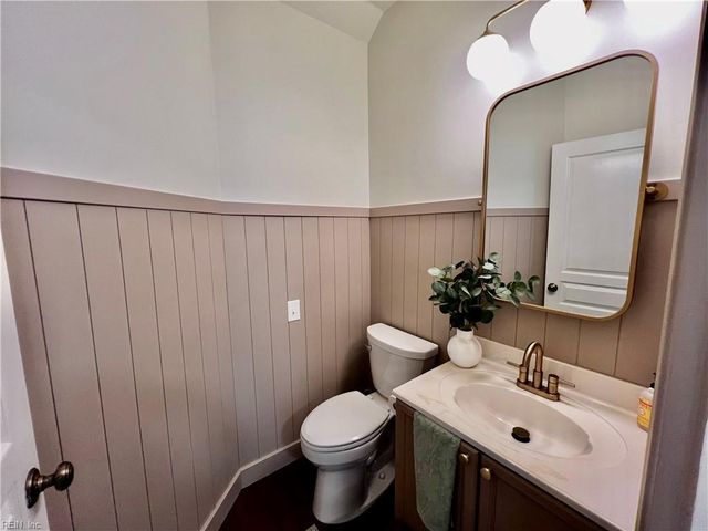 5809 Bearcroft CT, Virginia Beach, VA 23464