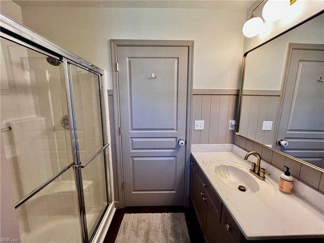 5809 Bearcroft CT, Virginia Beach, VA 23464