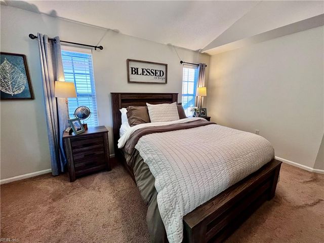 5809 Bearcroft CT, Virginia Beach, VA 23464