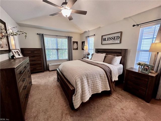 5809 Bearcroft CT, Virginia Beach, VA 23464