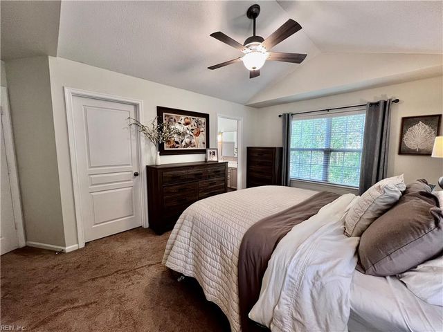 5809 Bearcroft CT, Virginia Beach, VA 23464