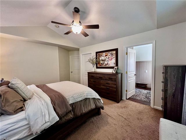 5809 Bearcroft CT, Virginia Beach, VA 23464