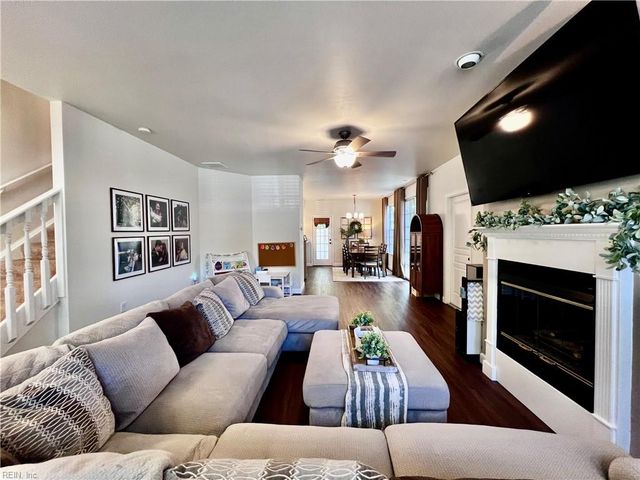 5809 Bearcroft CT, Virginia Beach, VA 23464