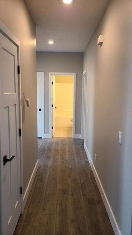 131 E Teakwood Avenue, Clever, MO 65631