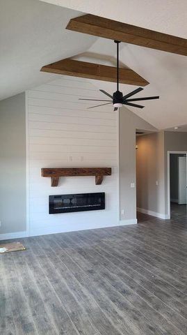 131 E Teakwood Avenue, Clever, MO 65631