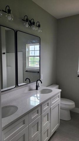 131 E Teakwood Avenue, Clever, MO 65631