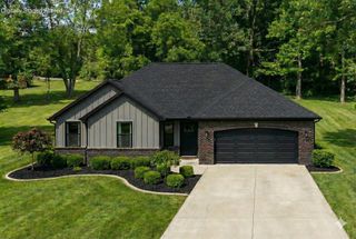 131 E Teakwood Avenue, Clever, MO 65631