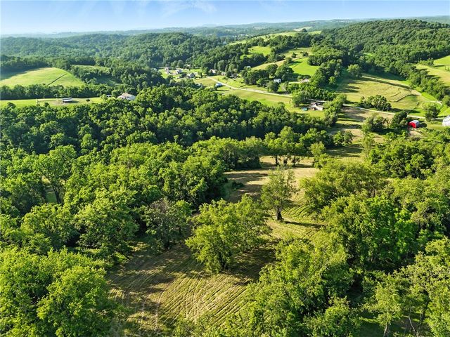 1 Barr Road, Nottingham, PA 15332