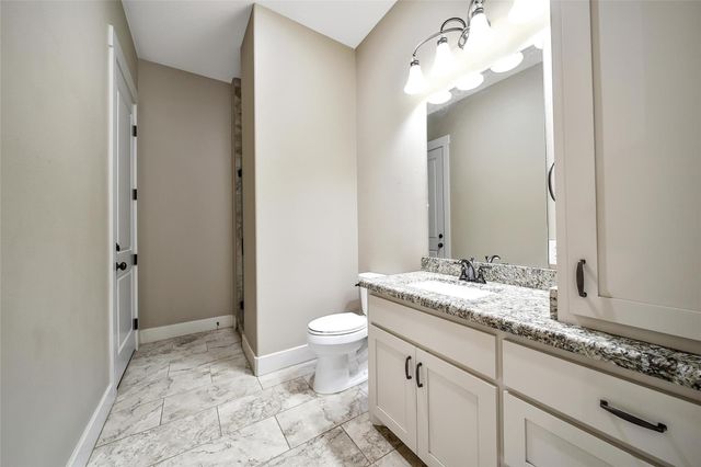 399 Fm 1696 Road W, Huntsville, TX 77320