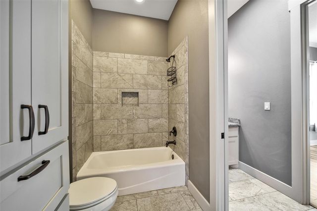 399 Fm 1696 Road W, Huntsville, TX 77320
