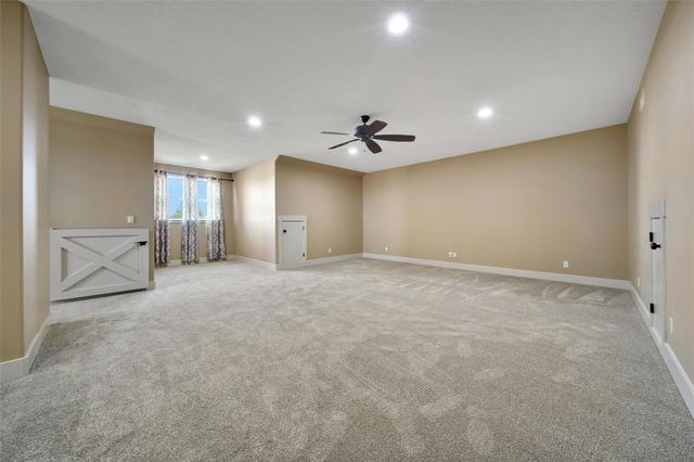 399 Fm 1696 Road W, Huntsville, TX 77320