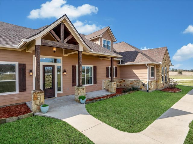 399 Fm 1696 Road W, Huntsville, TX 77320