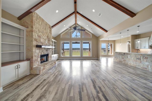 399 Fm 1696 Road W, Huntsville, TX 77320