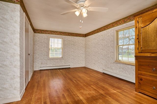 363 Cooley St, Springfield, MA 01128