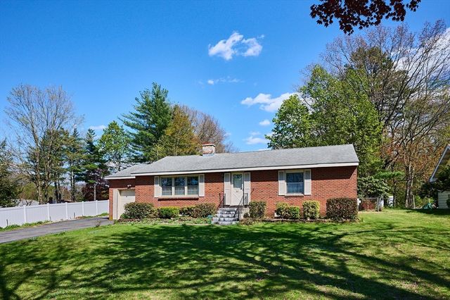 363 Cooley St, Springfield, MA 01128