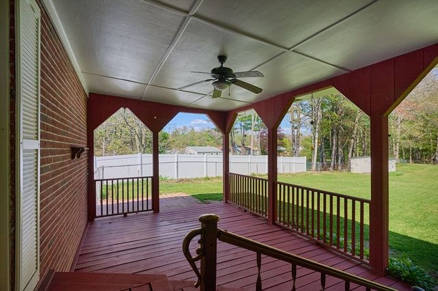 363 Cooley St, Springfield, MA 01128