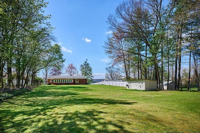363 Cooley St, Springfield, MA 01128